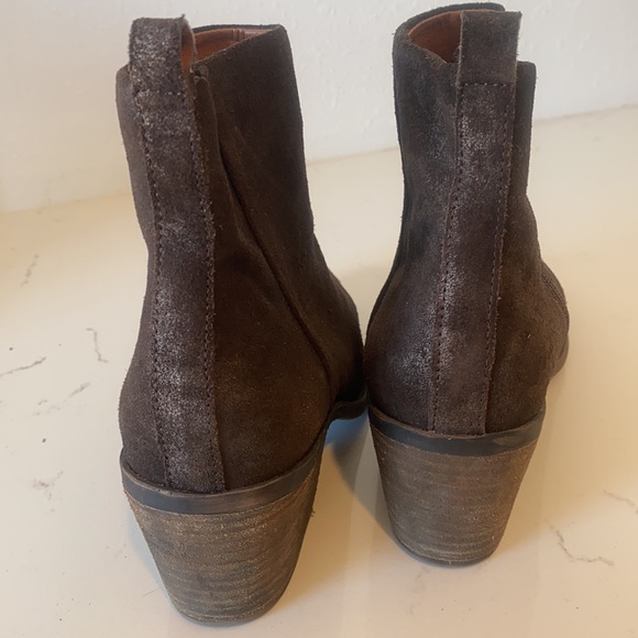 Lucky Brand Basel dark brown suede leather upper booties - Picture 6 of 8